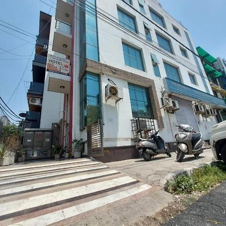 Hotel Park Pride Pitampura New Delhi, Couple Friendly Екстер'єр фото