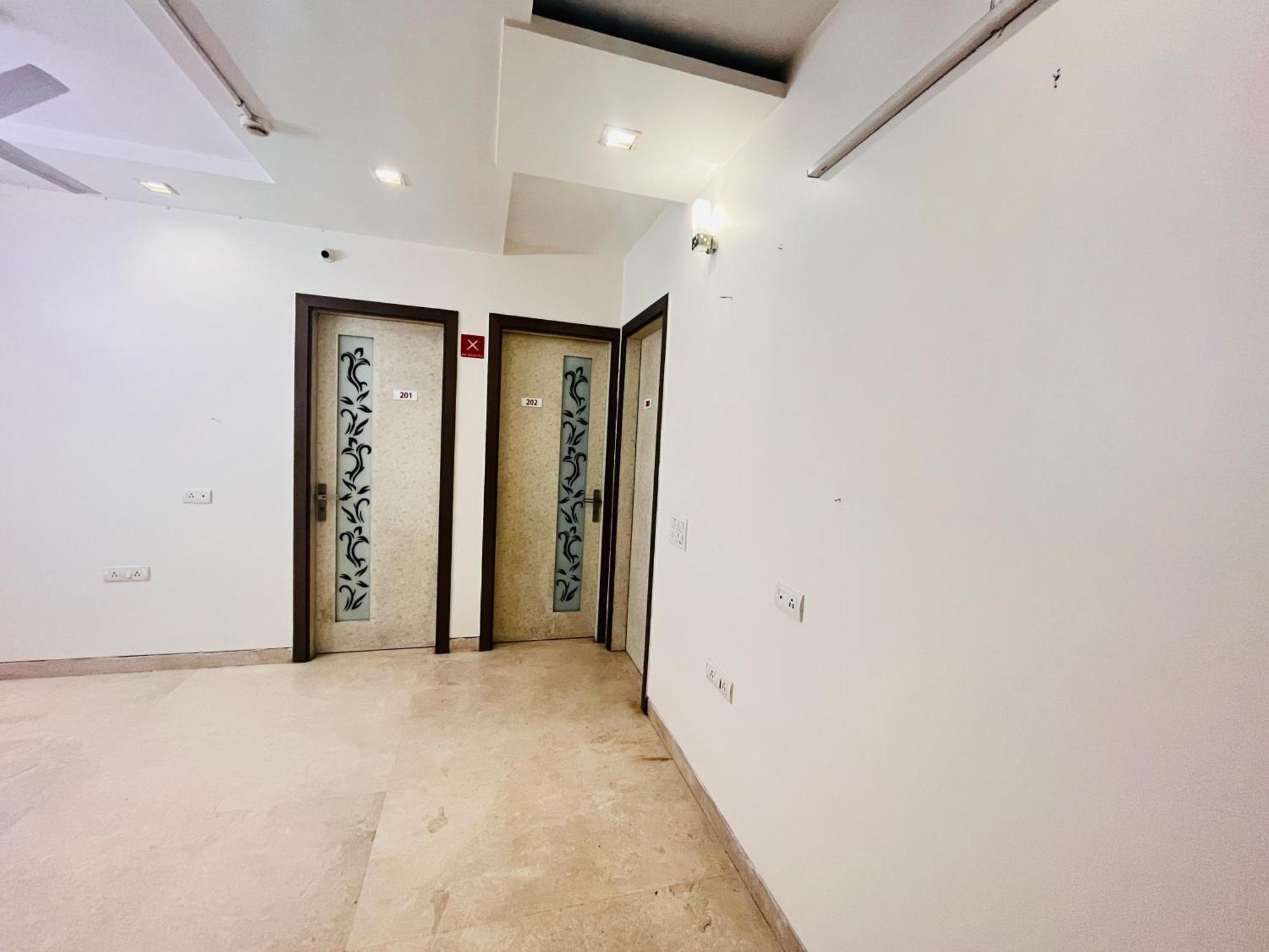 Hotel Park Pride Pitampura New Delhi, Couple Friendly Екстер'єр фото