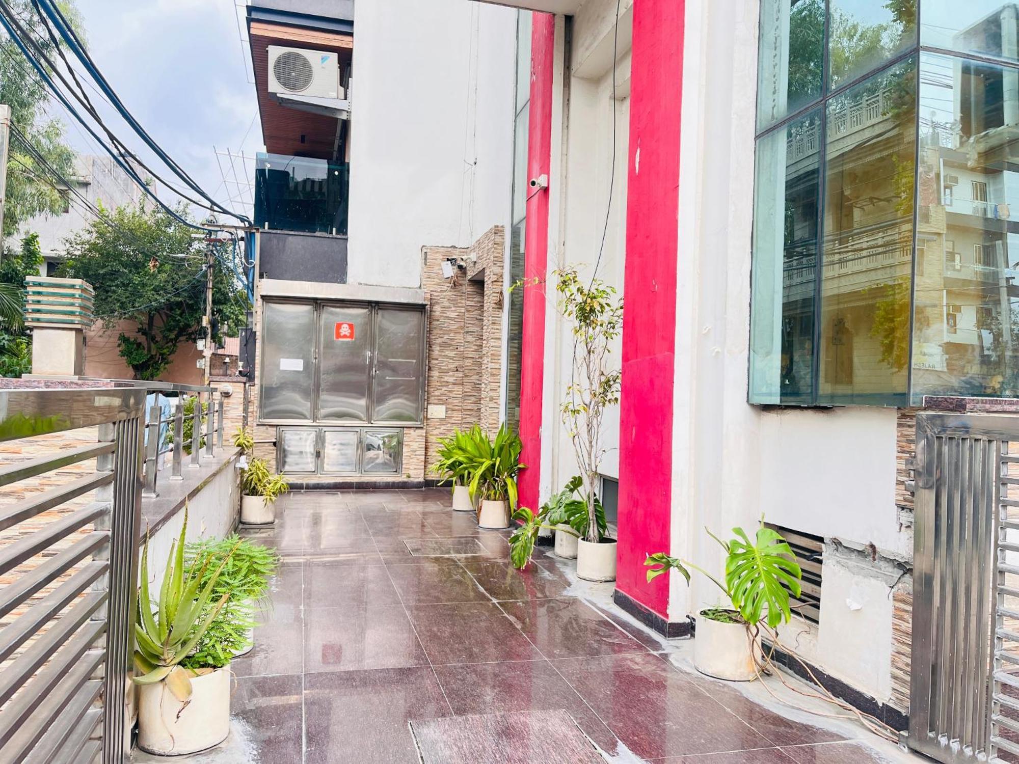 Hotel Park Pride Pitampura New Delhi, Couple Friendly Екстер'єр фото