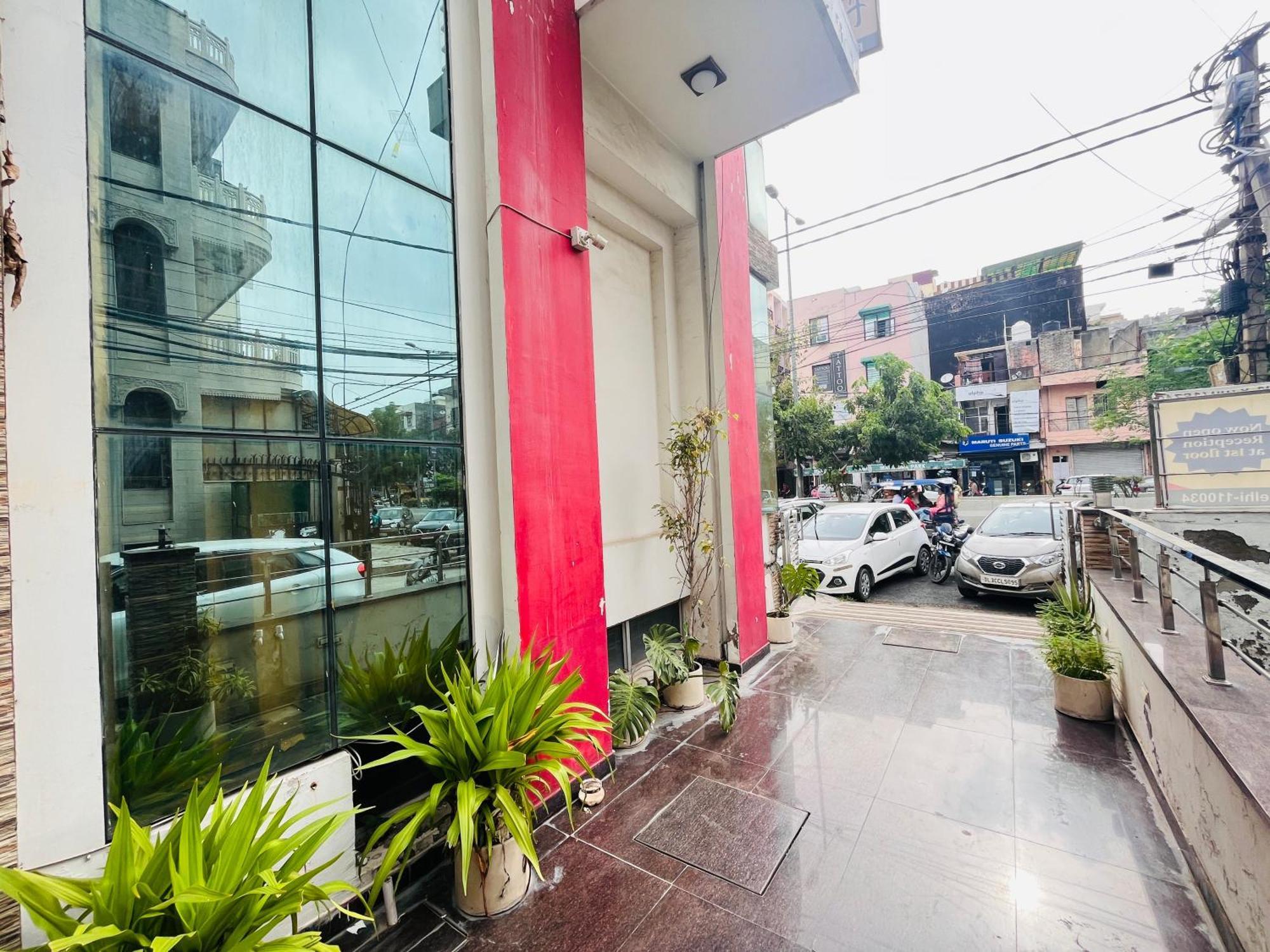 Hotel Park Pride Pitampura New Delhi, Couple Friendly Екстер'єр фото